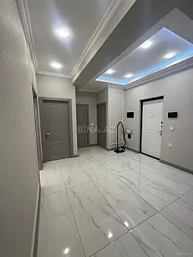 Kirayə verilir 2 otaqlı mənzil 90 m²