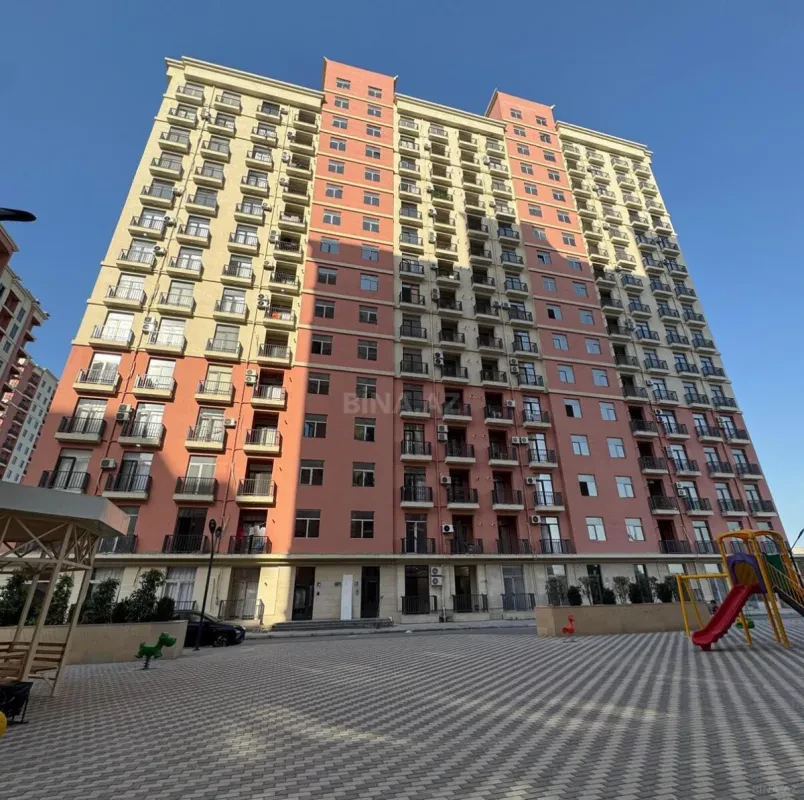 Kirayə verilir 2 otaqlı mənzil 90 m²