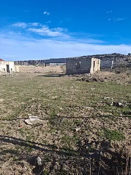 Satılır torpaq sahəsi 12 m²