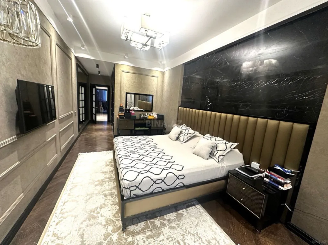 Satılır 3 otaqlı mənzil 120 m²