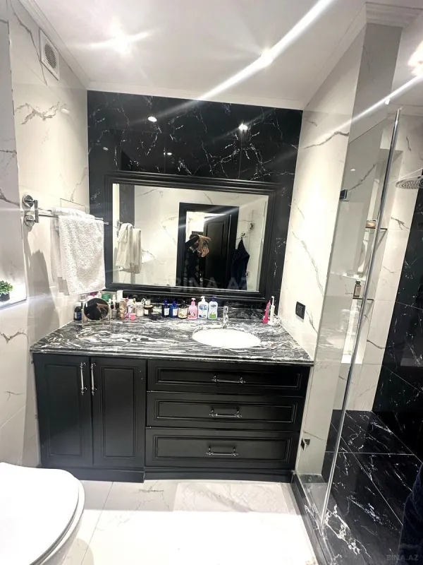 Satılır 3 otaqlı mənzil 120 m²