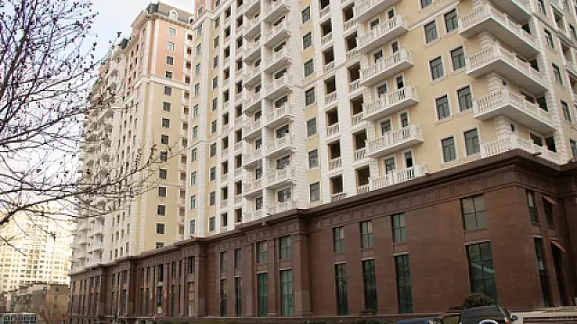 Satılır 3 otaqlı mənzil 120 m²