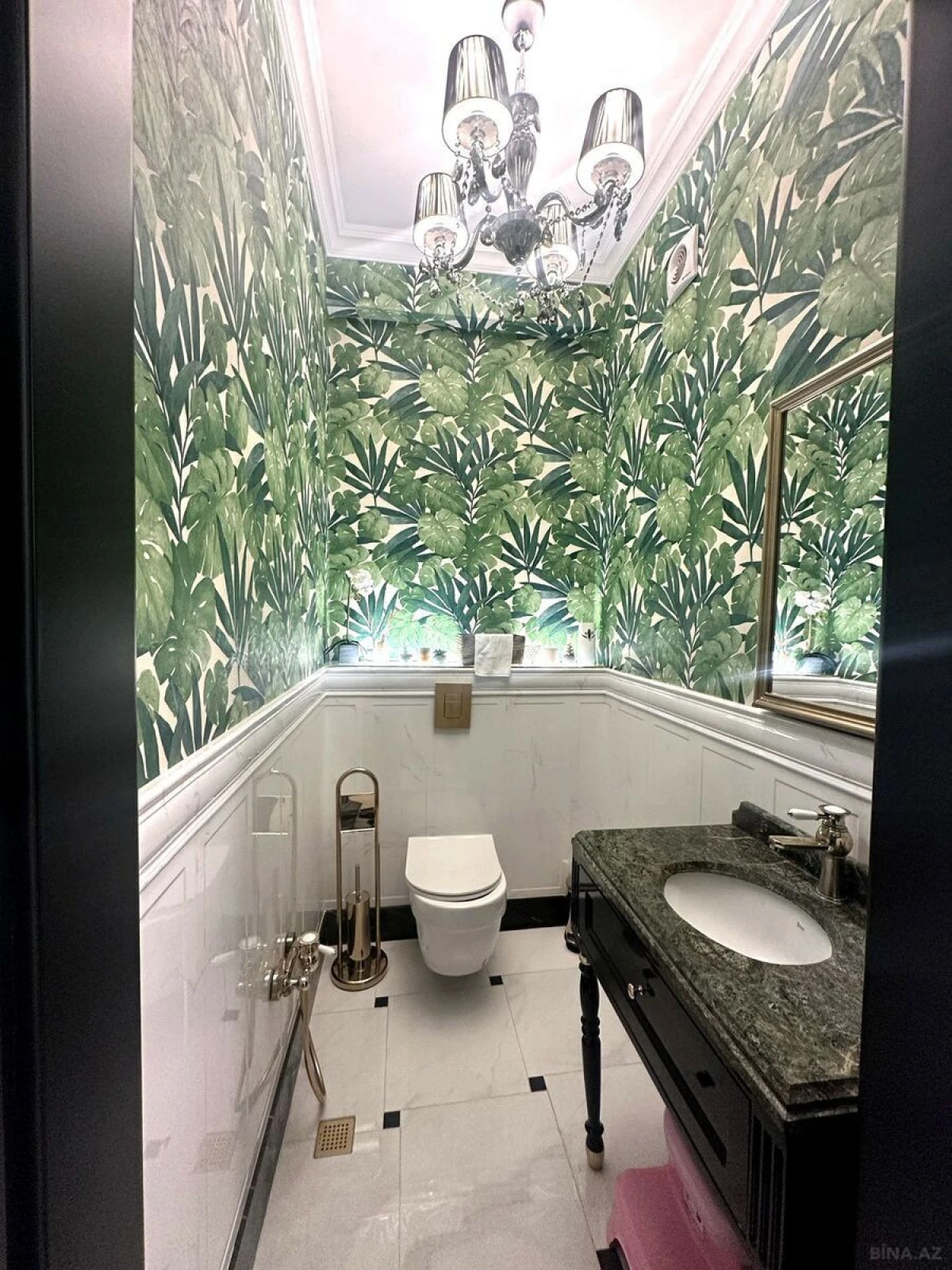 Satılır 3 otaqlı mənzil 120 m²