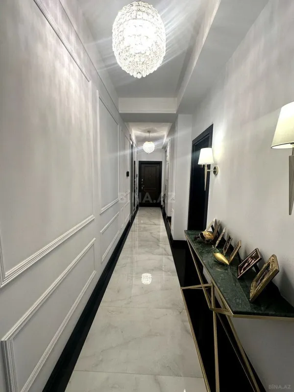 Satılır 3 otaqlı mənzil 120 m²