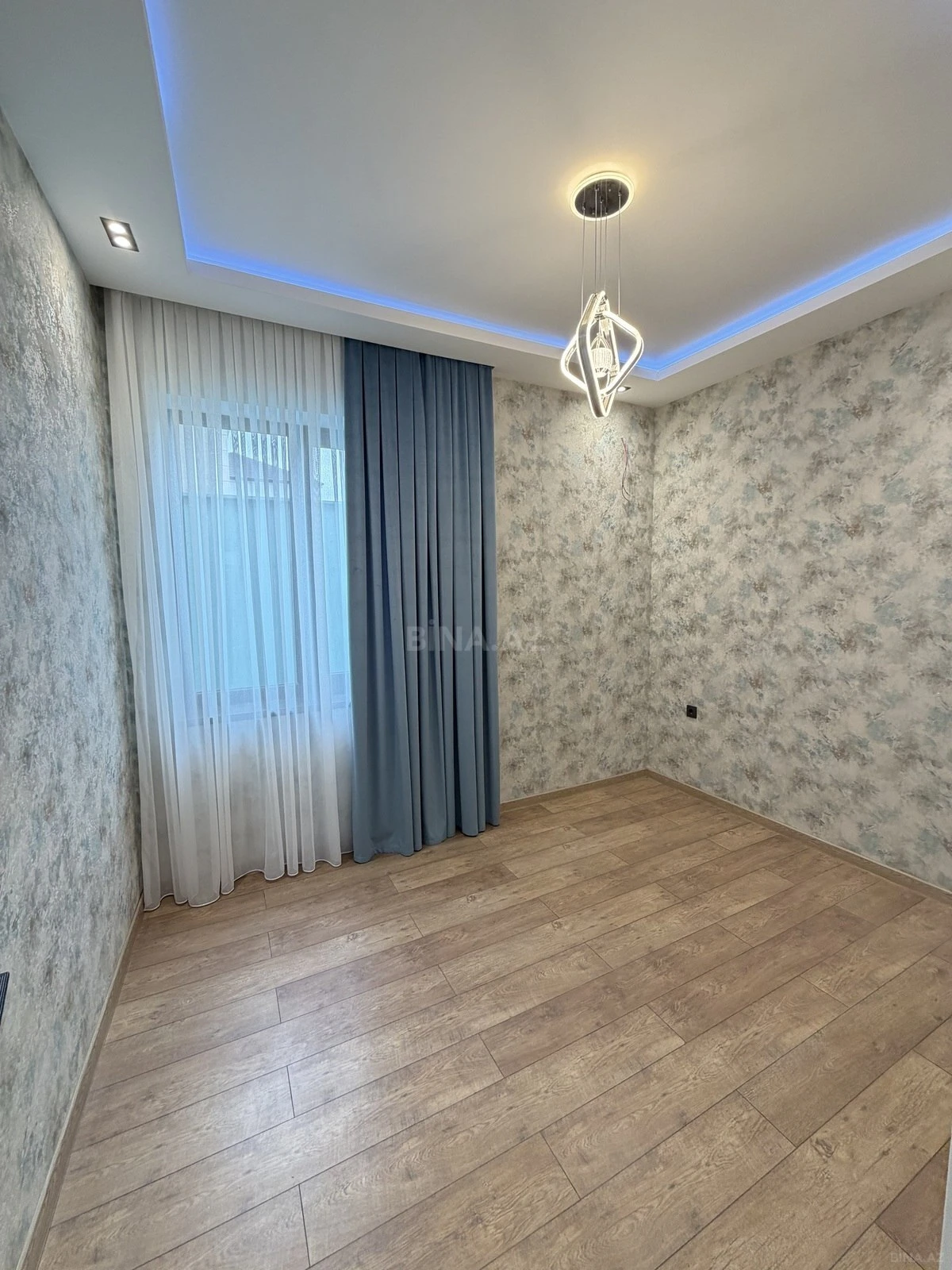 Satılır 4 otaqlı həyət evi 170 m²