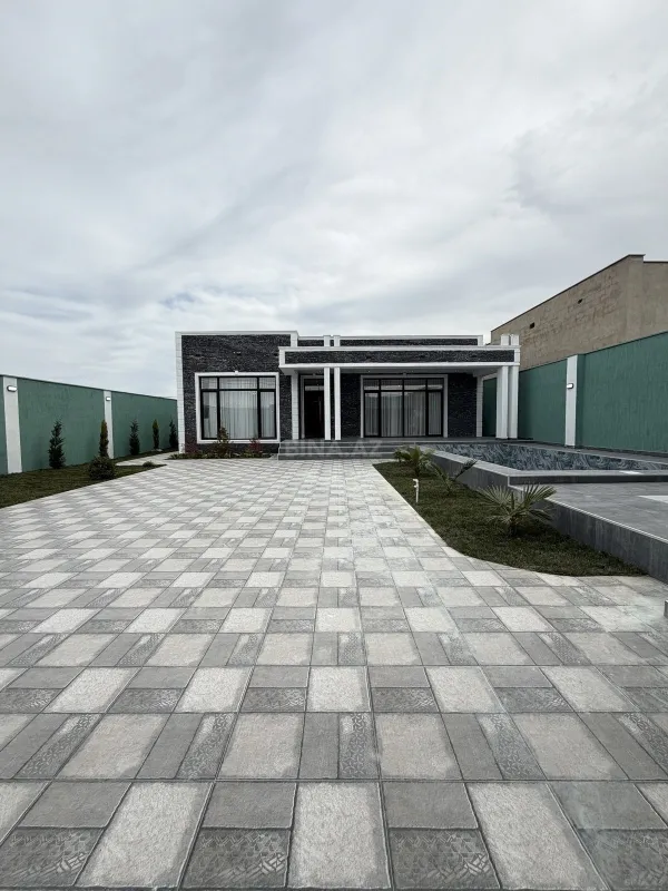 Satılır 4 otaqlı həyət evi 170 m²