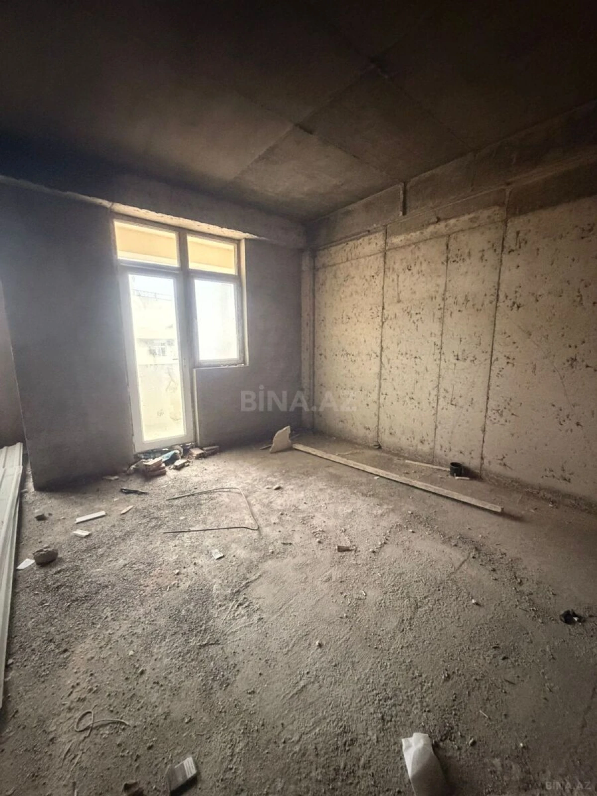 Satılır 2 otaqlı mənzil 70 m²