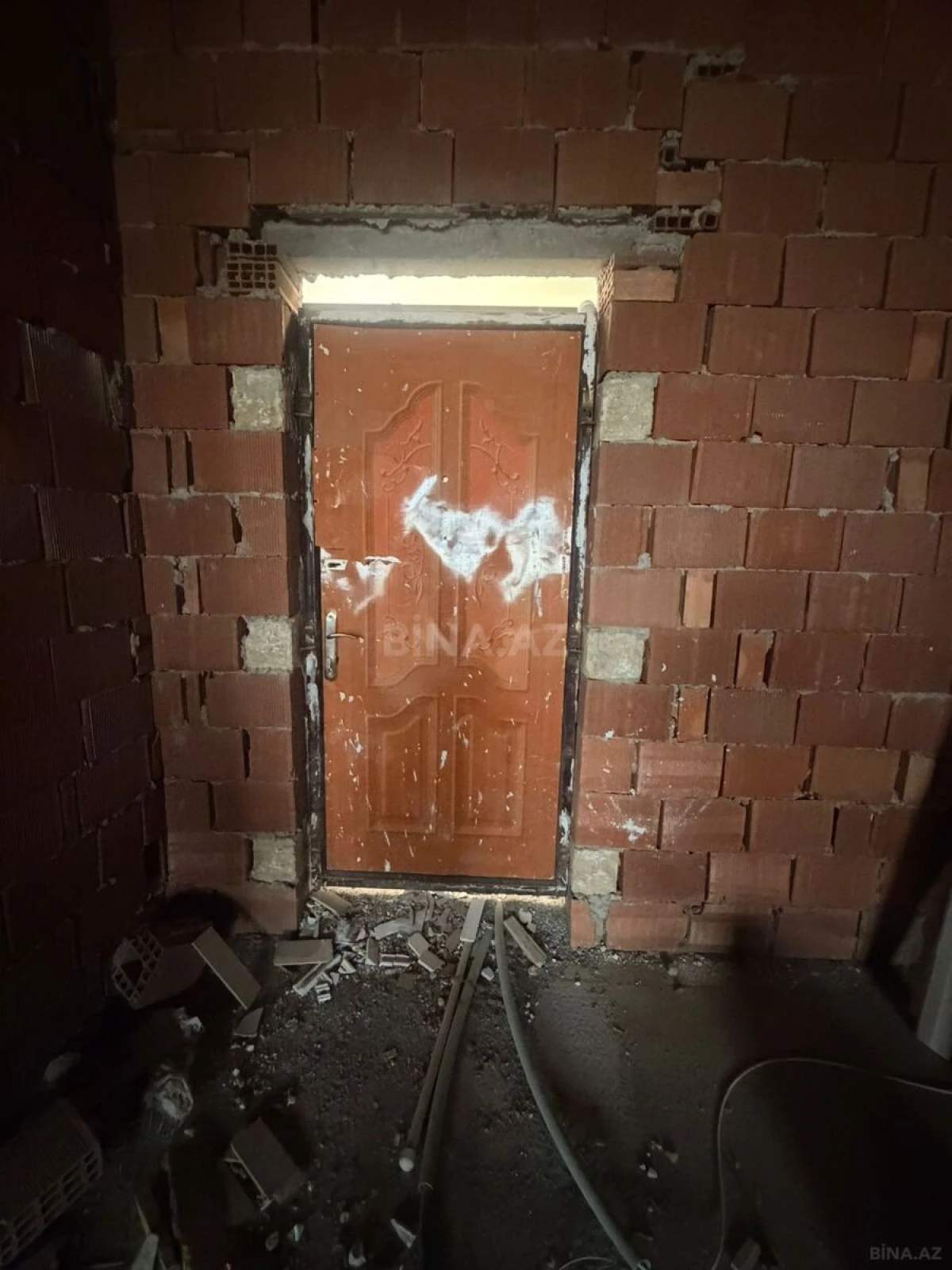 Satılır 2 otaqlı mənzil 70 m²