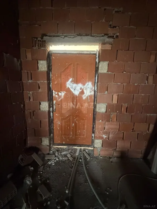 Satılır 2 otaqlı mənzil 70 m²