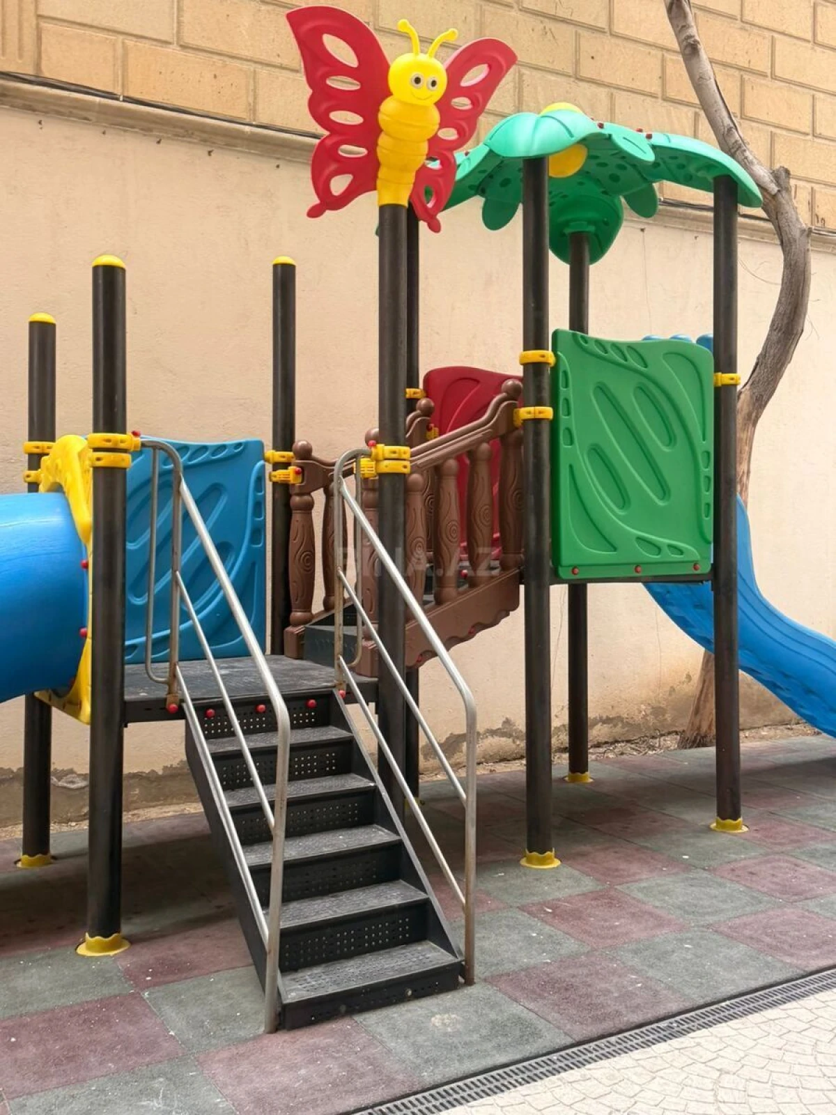 Satılır 2 otaqlı mənzil 70 m²