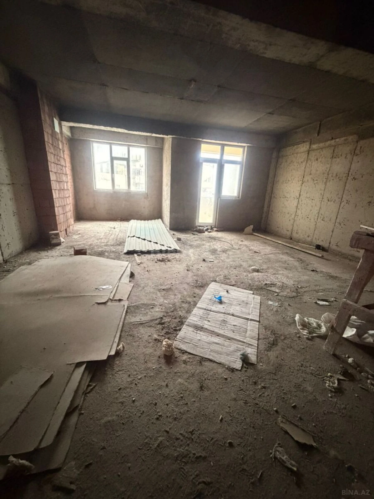 Satılır 2 otaqlı mənzil 70 m²