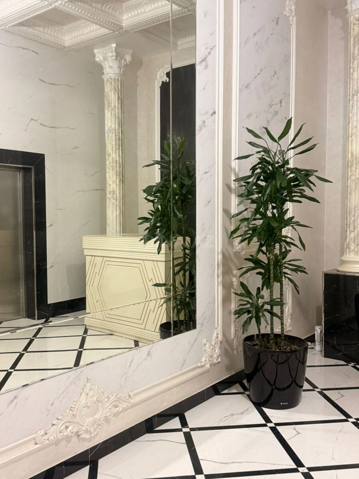 Satılır 2 otaqlı mənzil 70 m²