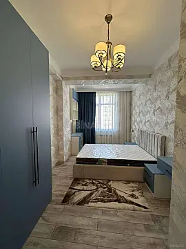 Satılır 3 otaqlı mənzil 112 m²
