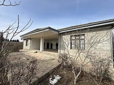 Satılır 5 otaqlı həyət evi 102 m²