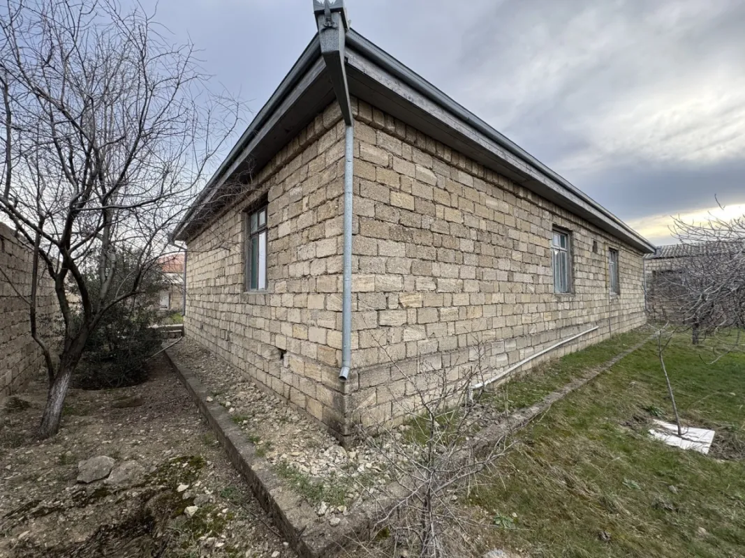 Satılır 5 otaqlı həyət evi 102 m²