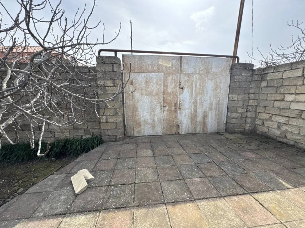 Satılır 5 otaqlı həyət evi 102 m²