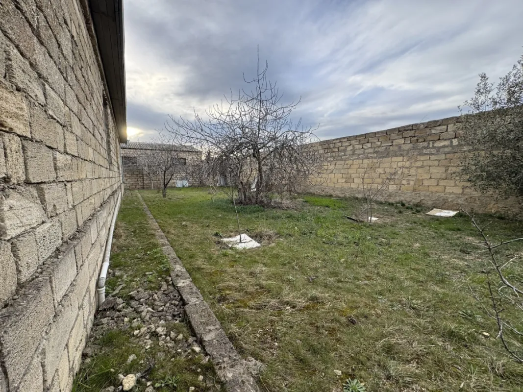 Satılır 5 otaqlı həyət evi 102 m²