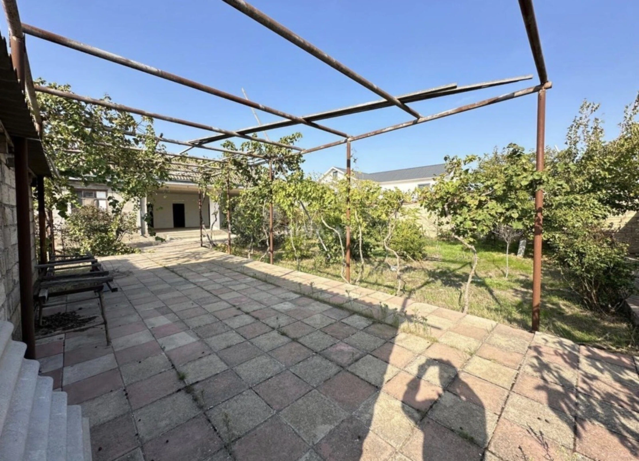 Satılır 5 otaqlı həyət evi 102 m²