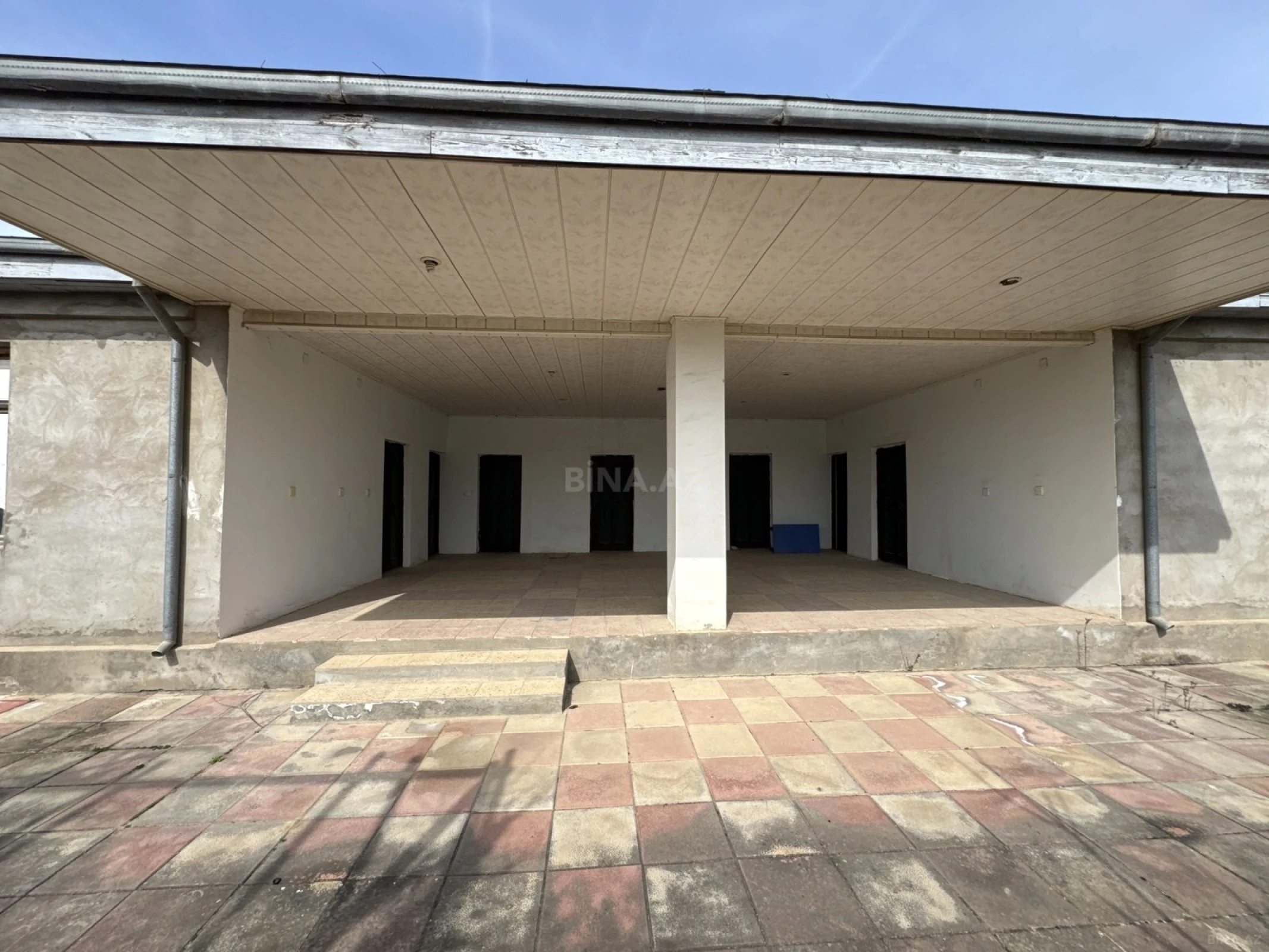 Satılır 5 otaqlı həyət evi 102 m²