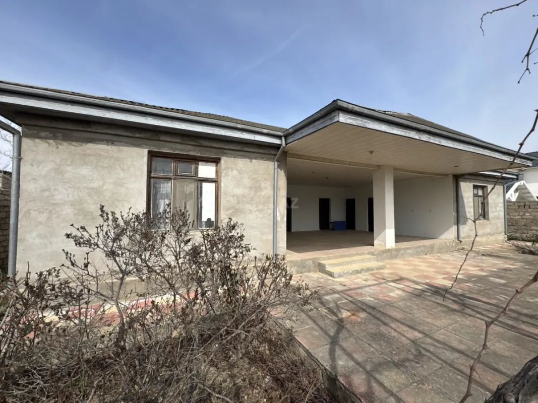 Satılır 5 otaqlı həyət evi 102 m²