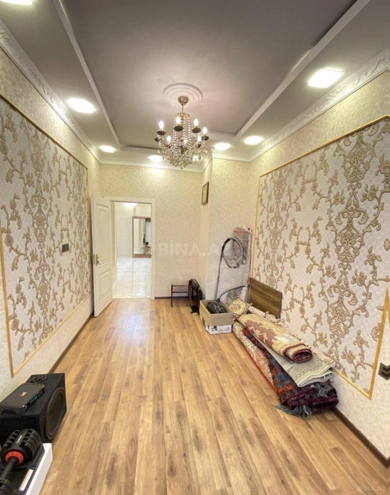 Satılır 3 otaqlı mənzil 90 m²