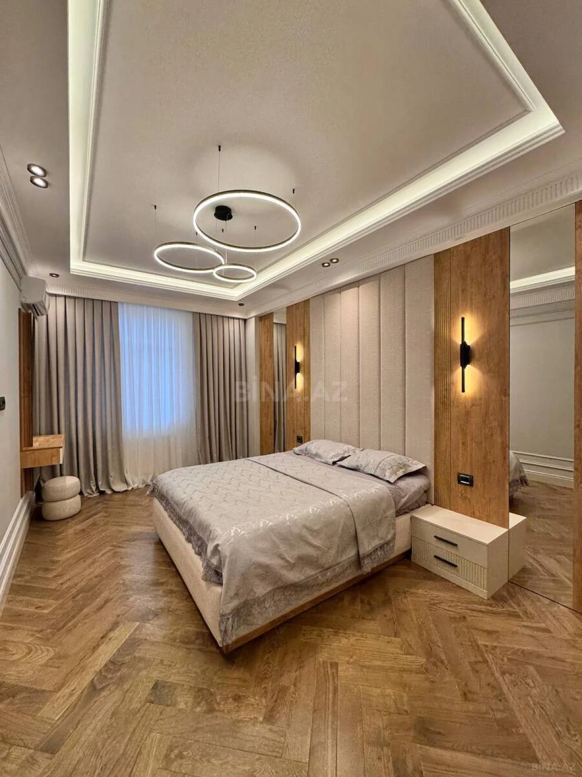 Satılır 3 otaqlı mənzil 120 m²