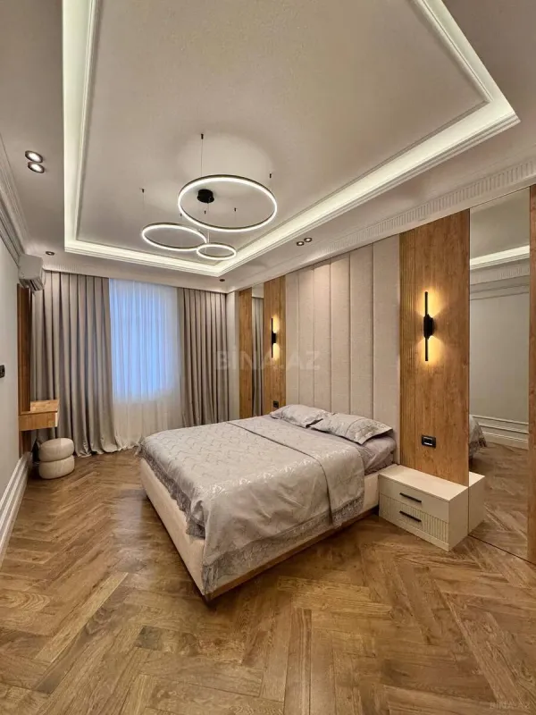 Satılır 3 otaqlı mənzil 120 m²