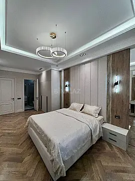 Satılır 3 otaqlı mənzil 120 m²