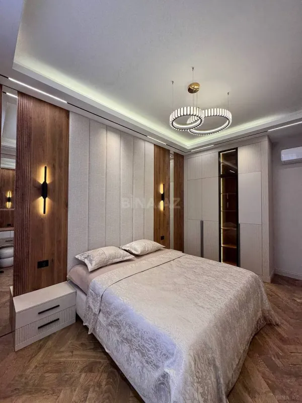 Satılır 2 otaqlı mənzil 86 m²