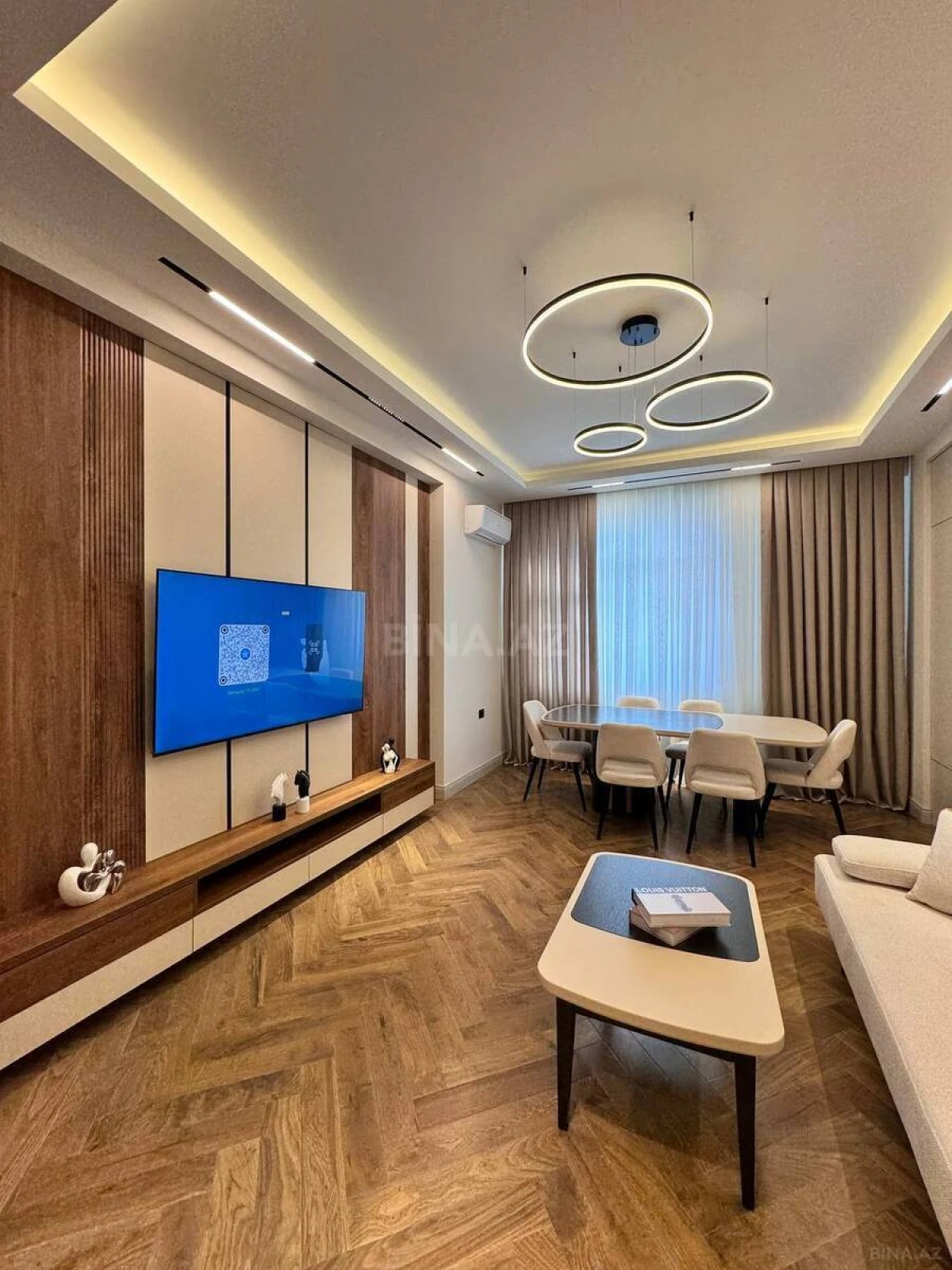 Satılır 2 otaqlı mənzil 86 m²
