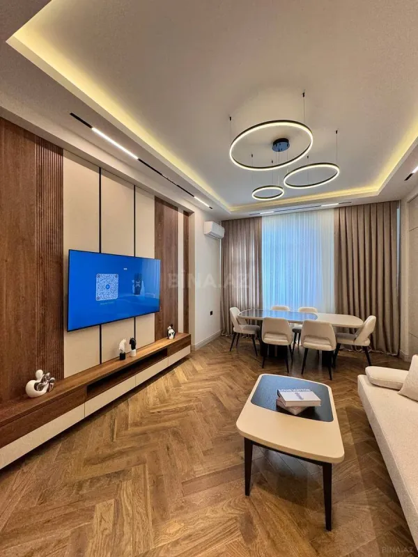Satılır 2 otaqlı mənzil 86 m²
