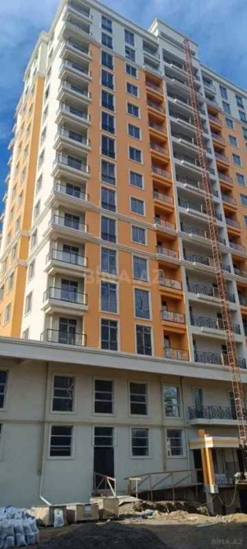 Satılır 3 otaqlı mənzil 108.6 m²