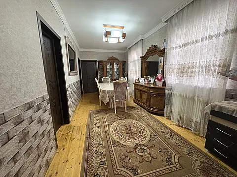 Satılır 4 otaqlı həyət evi 100 m²