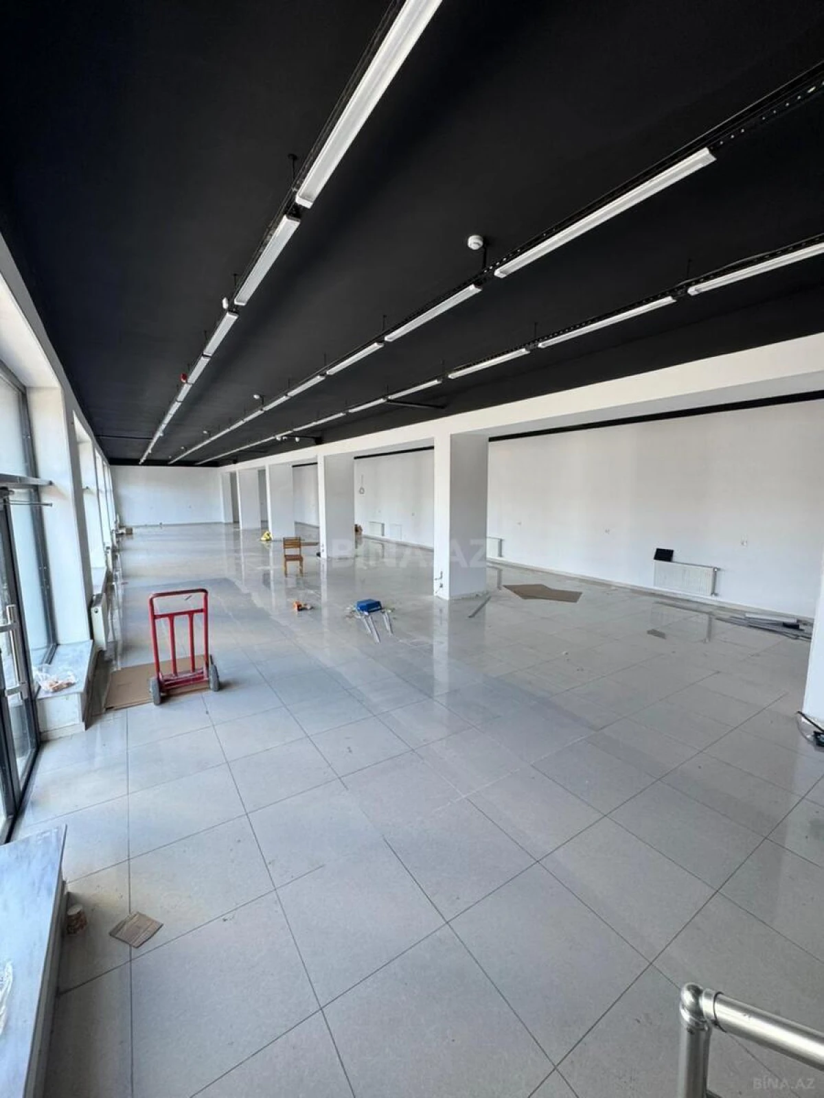 Kirayə verilir obyekt 600 m²