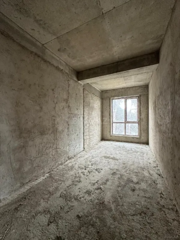 Satılır 1 otaqlı mənzil 65 m²