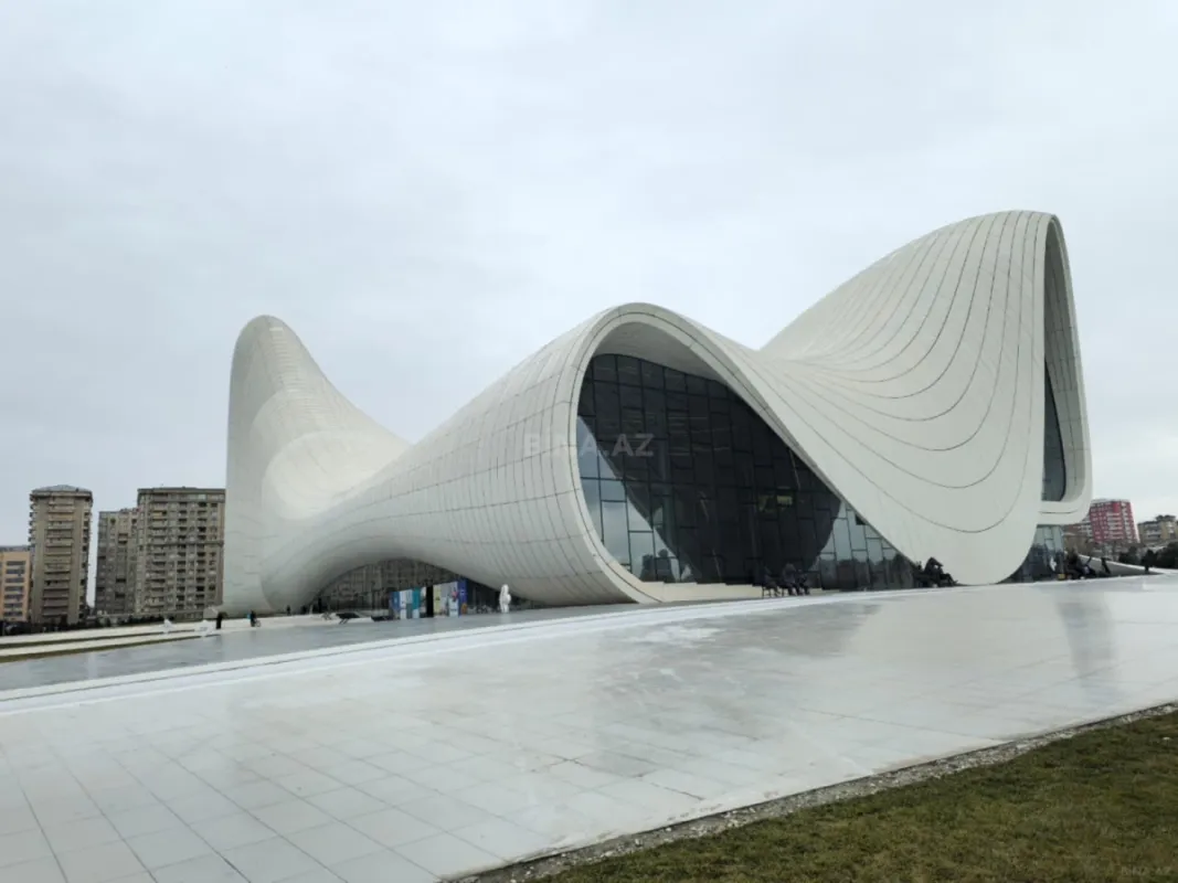 Kirayə verilir obyekt 750 m²