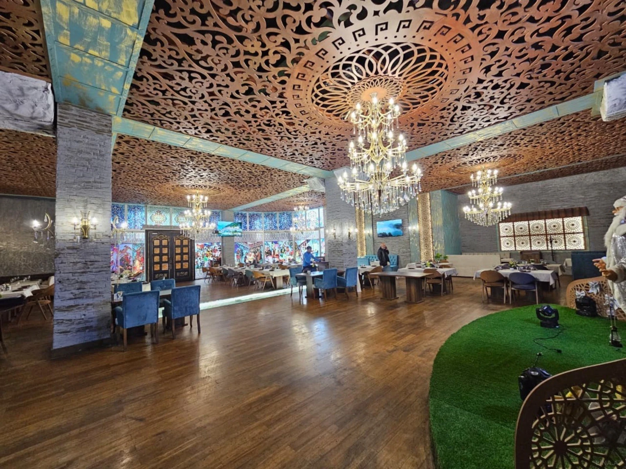 Kirayə verilir obyekt 750 m²