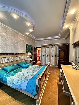Satılır 4 otaqlı mənzil 165 m² — Bakı 4 otaq 165.00 m²