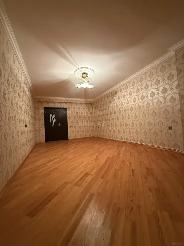 Satılır 3 otaqlı mənzil 115 m²
