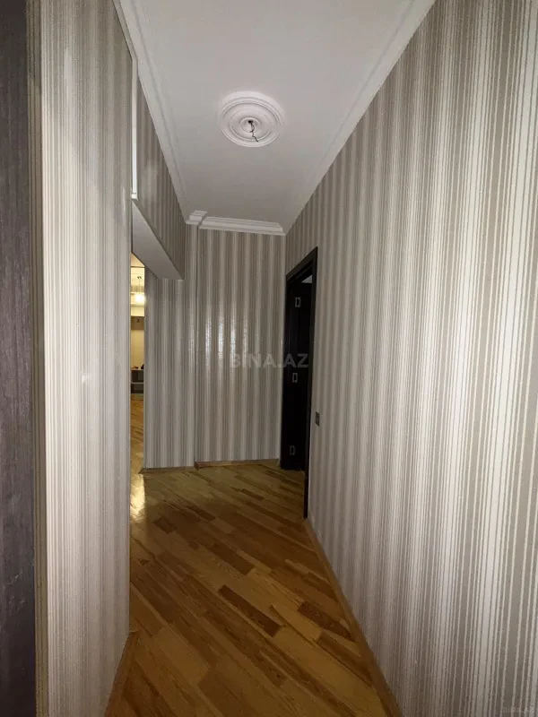 Satılır 3 otaqlı mənzil 115 m²