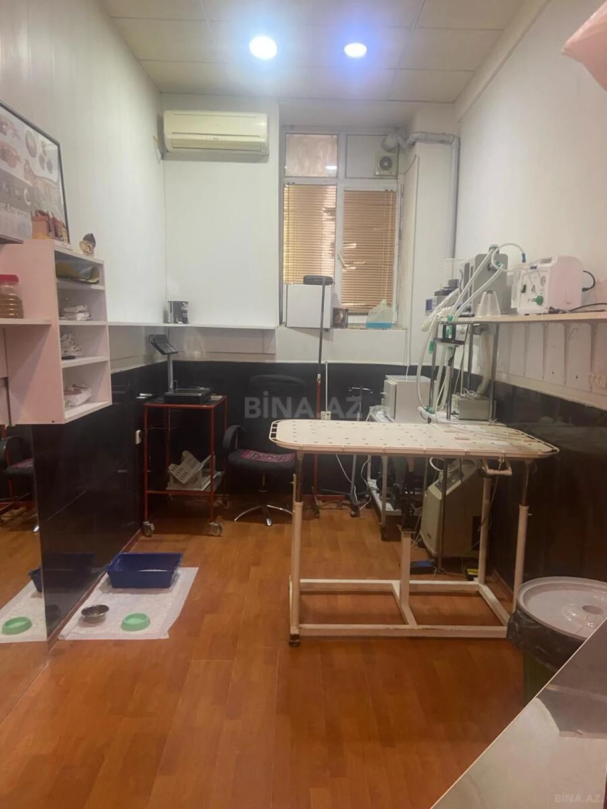 Satılır obyekt 107.8 m²