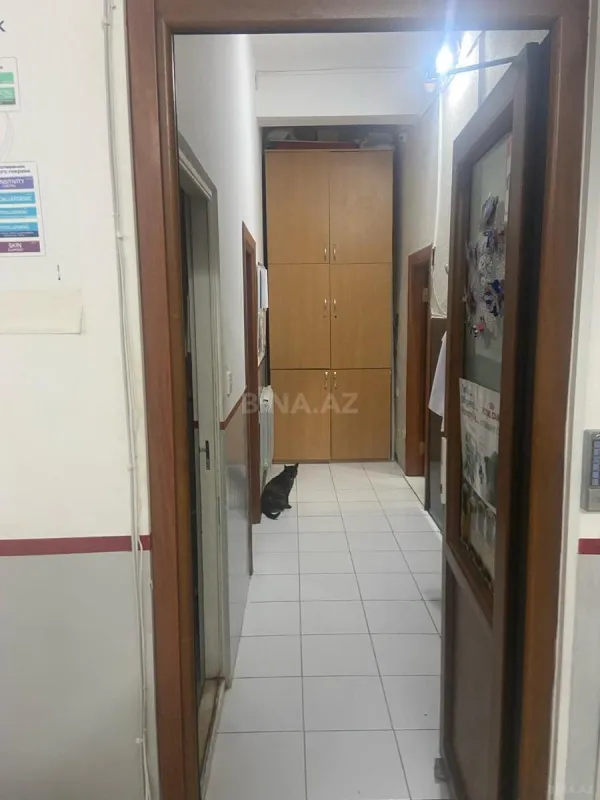 Satılır obyekt 107.8 m²