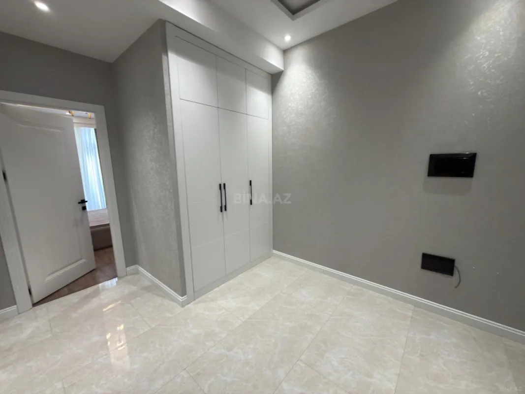 Kirayə verilir 2 otaqlı mənzil 70 m²