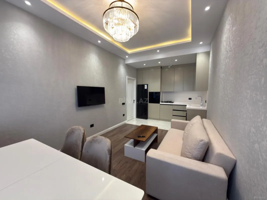 Kirayə verilir 2 otaqlı mənzil 70 m²