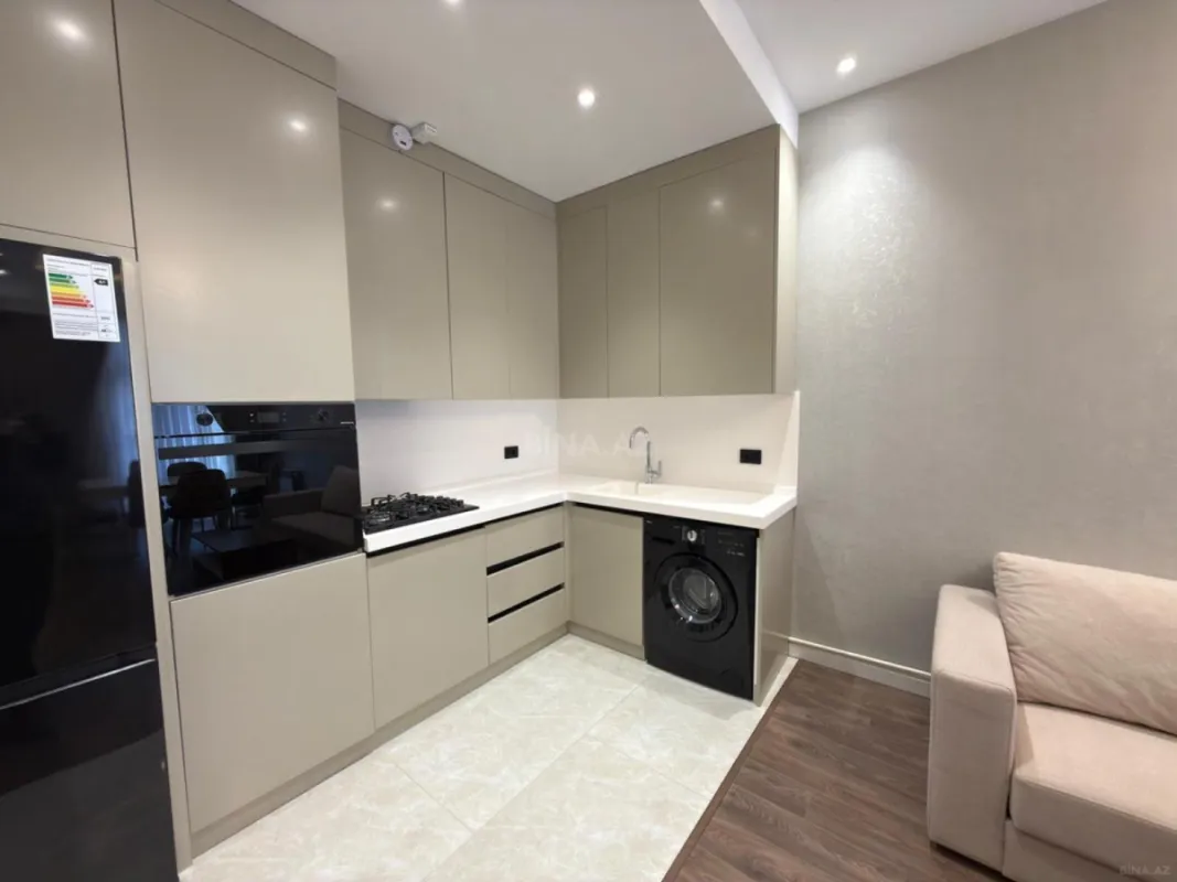 Kirayə verilir 2 otaqlı mənzil 70 m²