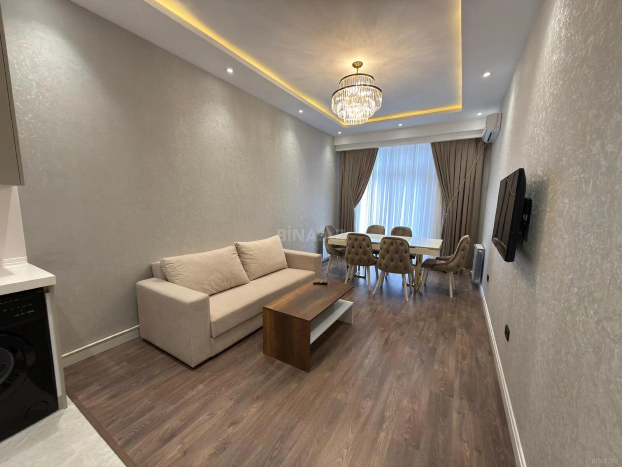 Kirayə verilir 2 otaqlı mənzil 70 m²
