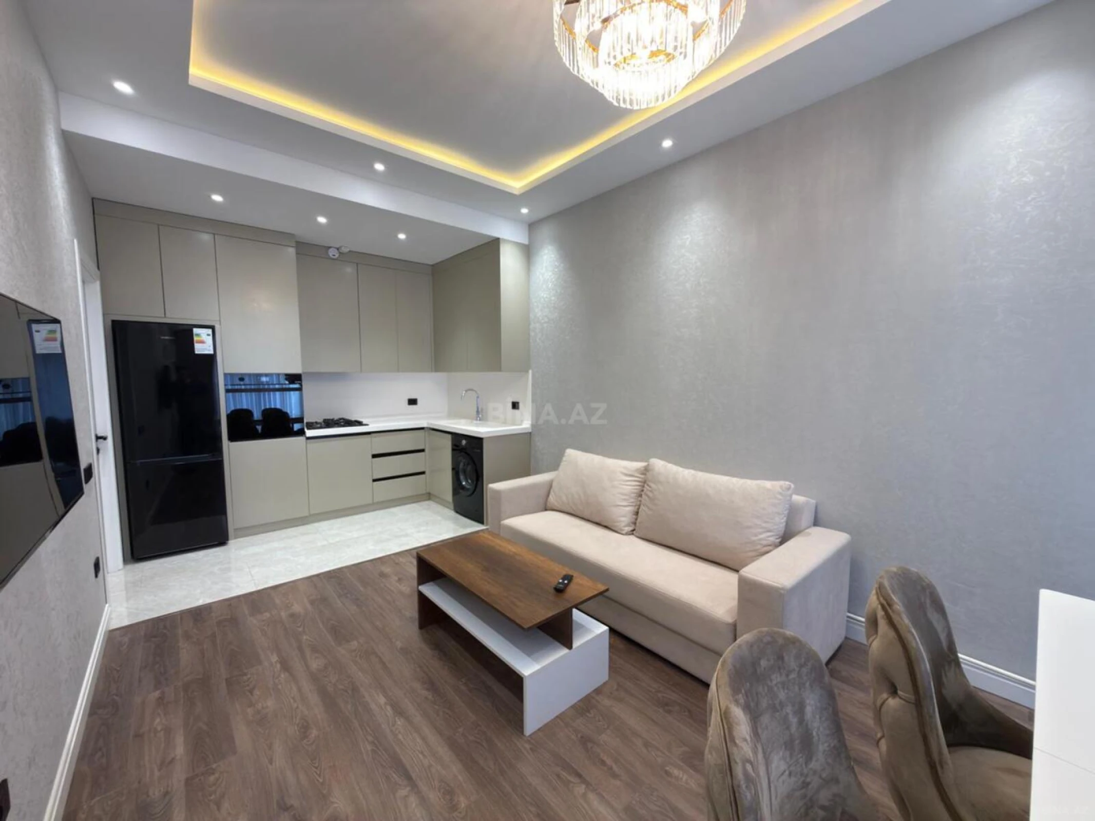 Kirayə verilir 2 otaqlı mənzil 70 m²