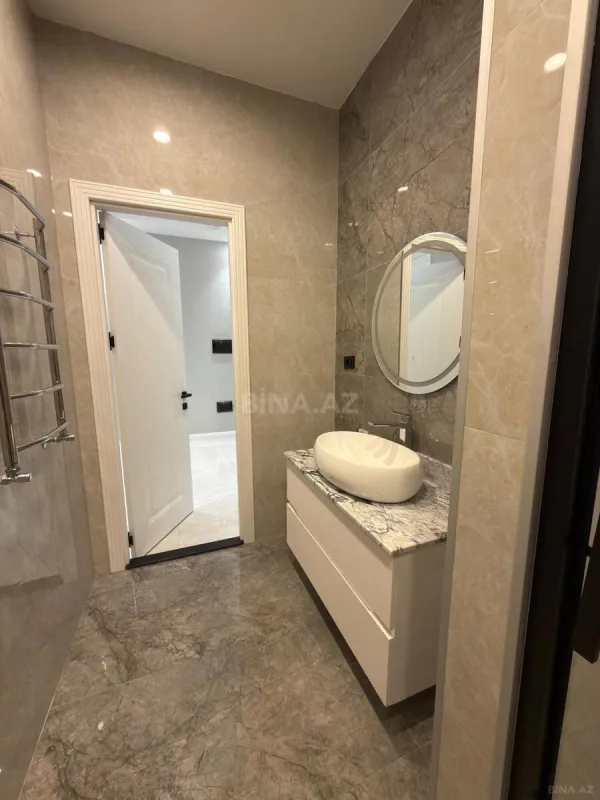 Kirayə verilir 2 otaqlı mənzil 70 m²