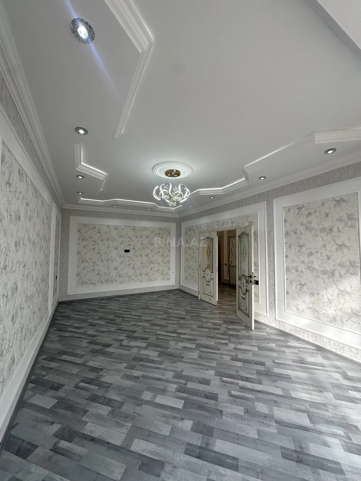 Satılır 4 otaqlı həyət evi 220 m²