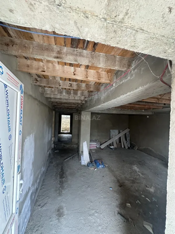 Satılır 4 otaqlı həyət evi 220 m²